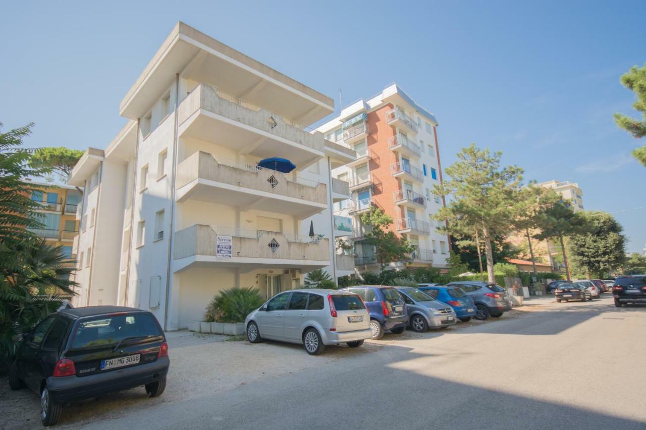 Sirena Apartments Llido Degli Estensi Exterior foto